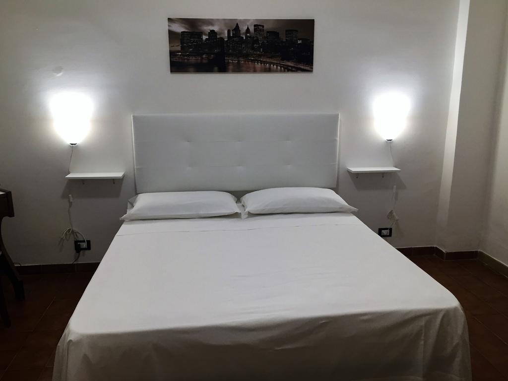 Eden Park Hotel Marina Di Pulsano Kültér fotó