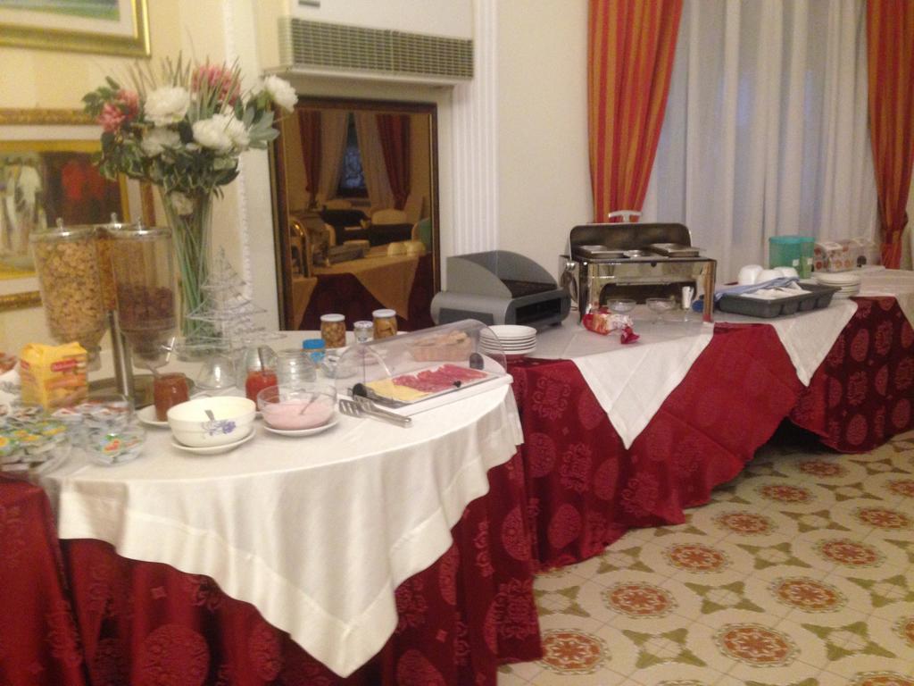 Eden Park Hotel Marina Di Pulsano Kültér fotó