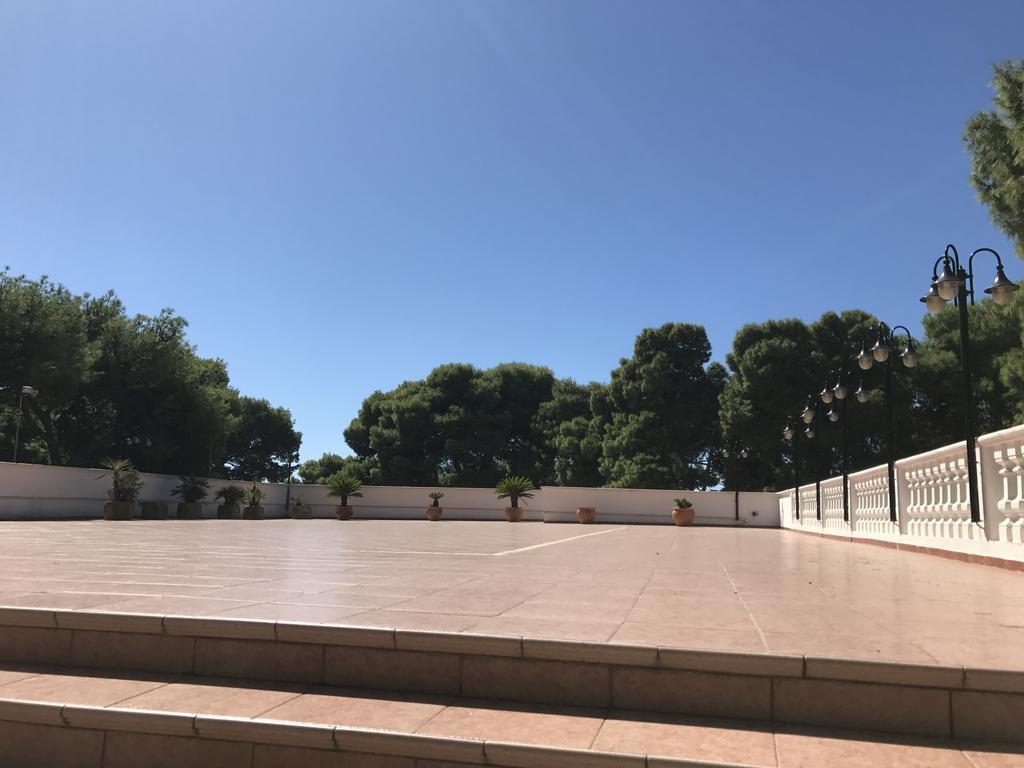 Eden Park Hotel Marina Di Pulsano Kültér fotó